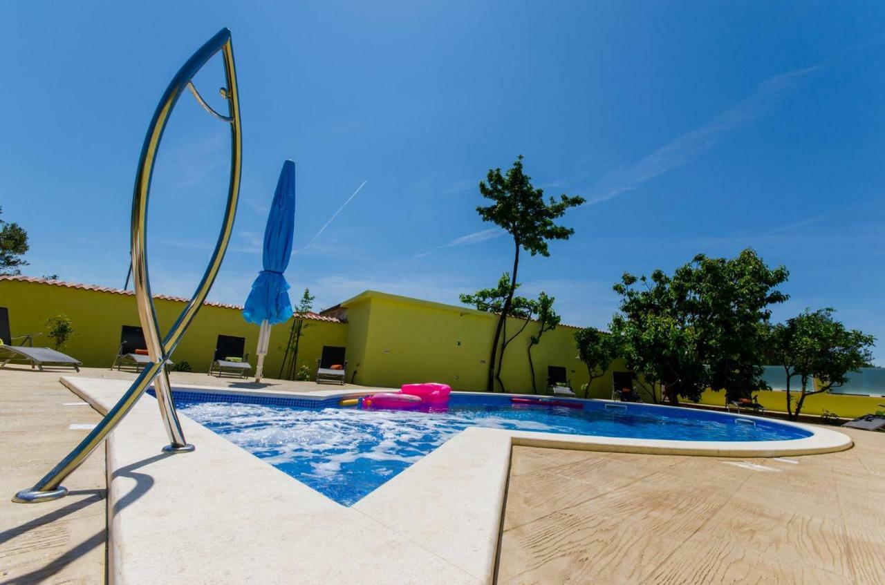 Apartments Petra Trogir Exterior photo