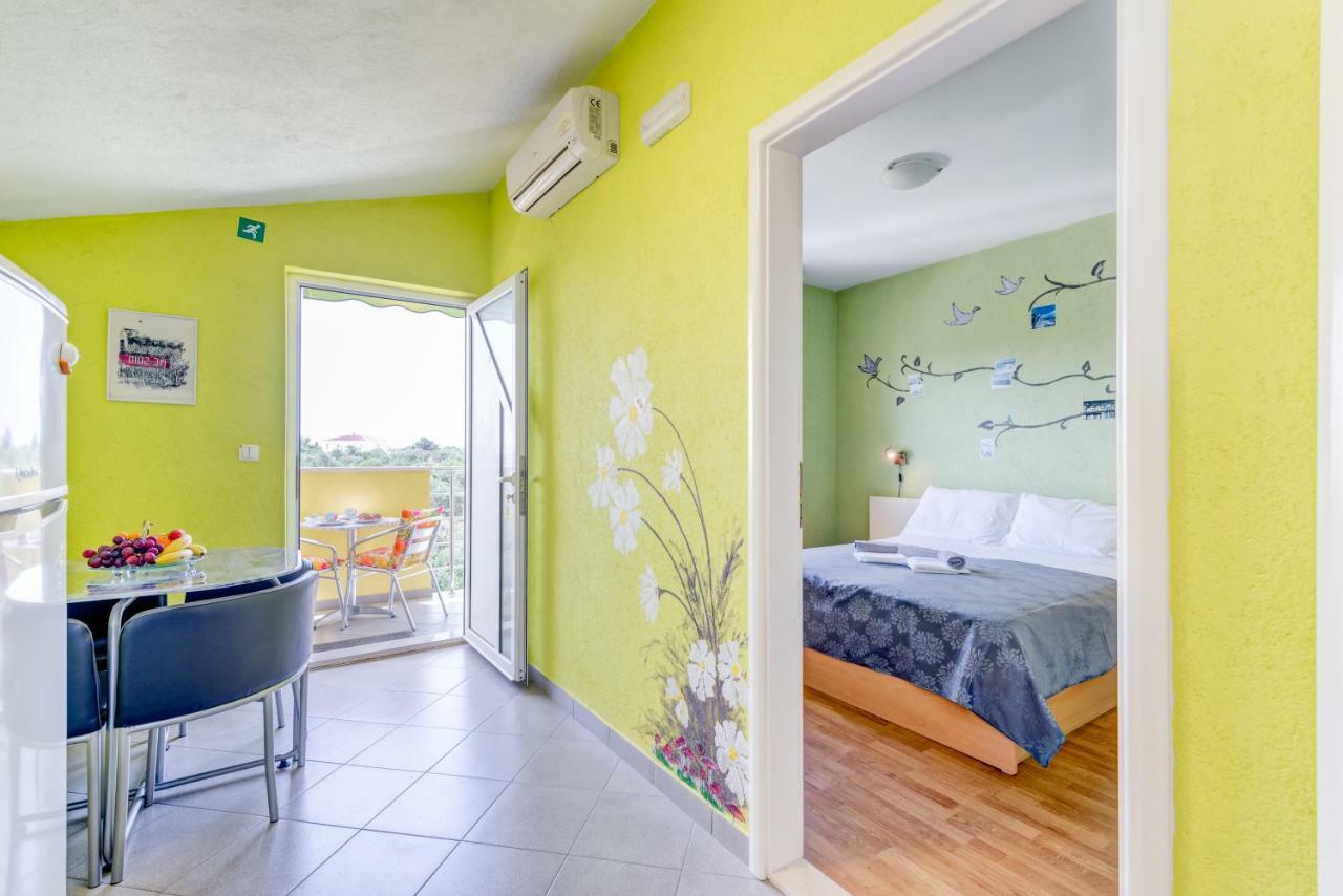 Apartments Petra Trogir Exterior photo