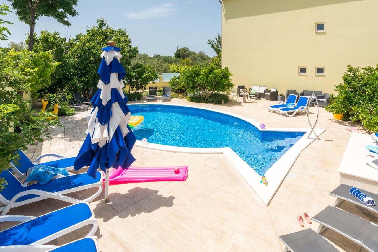 Apartments Petra Trogir Exterior photo