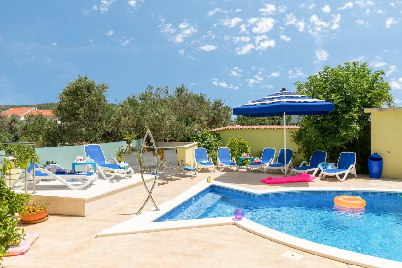 Apartments Petra Trogir Exterior photo