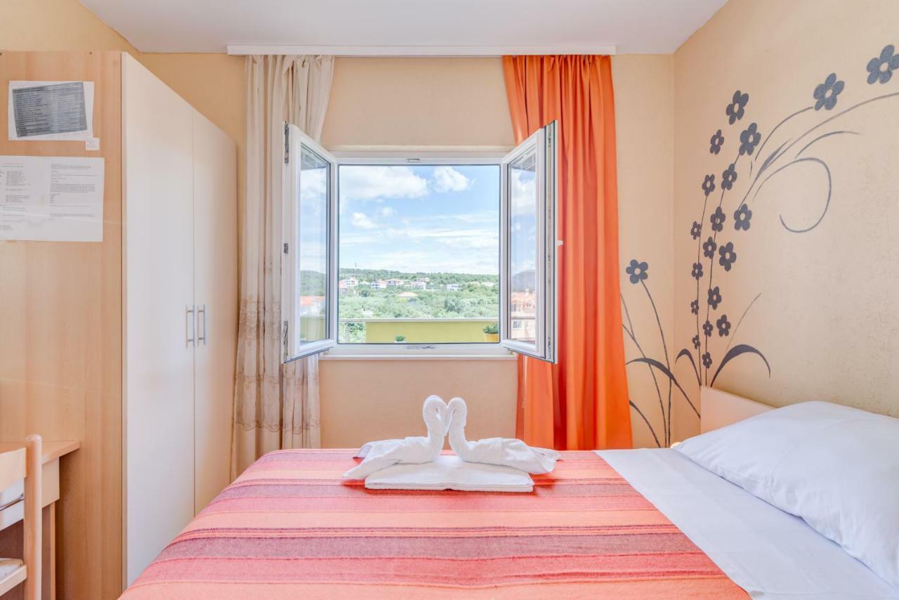 Apartments Petra Trogir Exterior photo